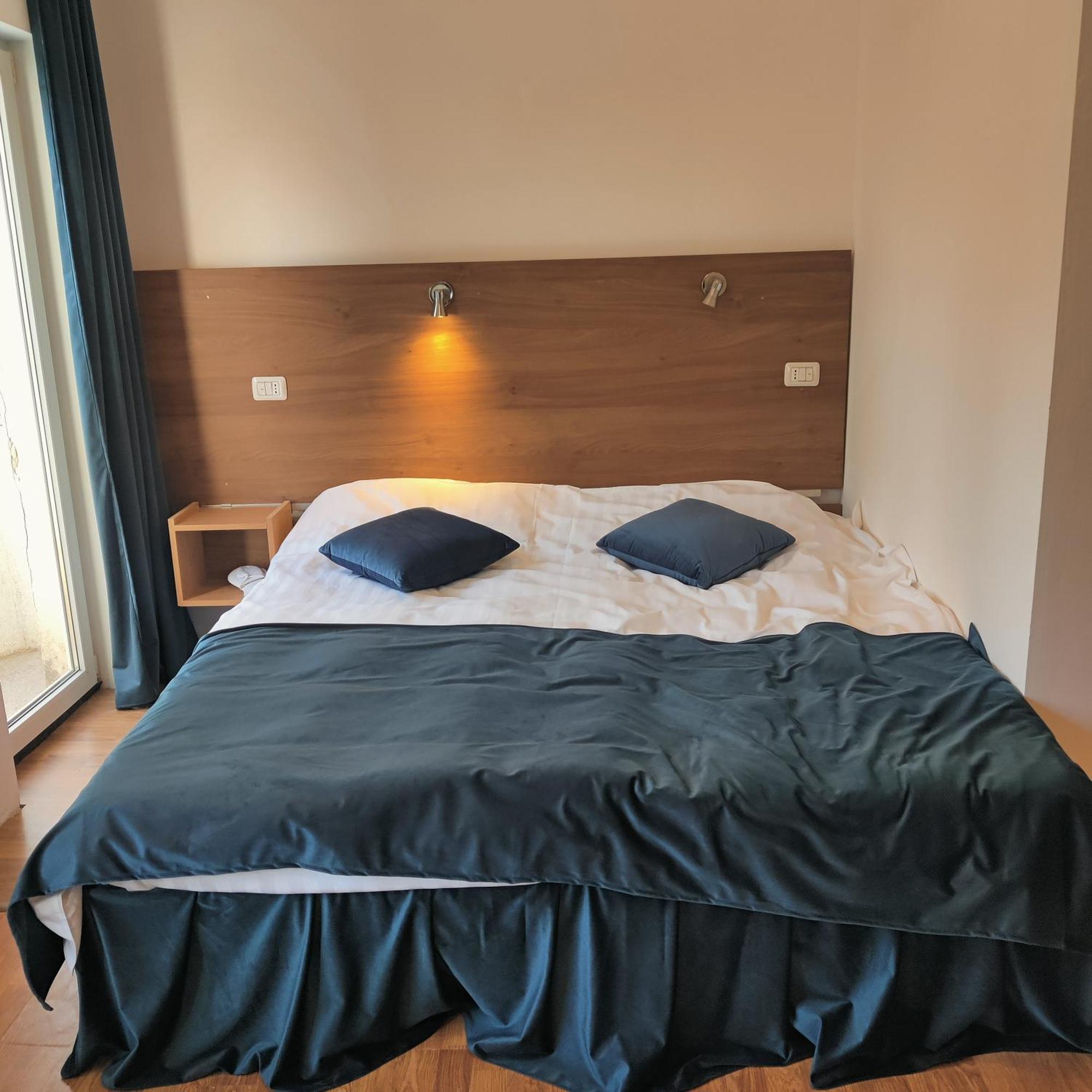 Center Walk Studios Bukurešť Exteriér fotografie
